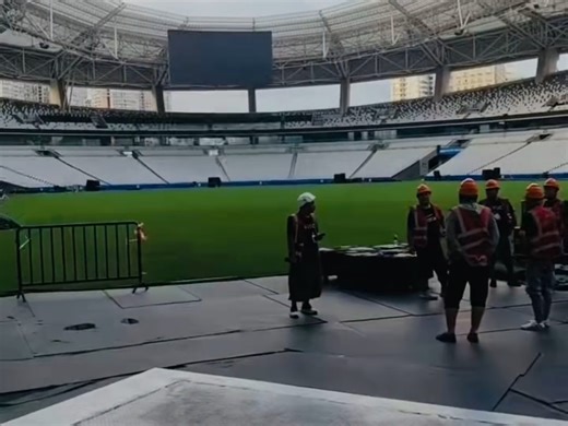 Kanye上海演唱会最新舞台进展