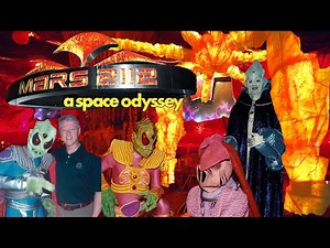 NYC's WEIRDEST Themed Restaurant - MARS 2112