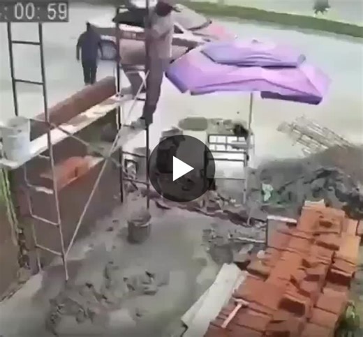 #radianhalimited #scaffoldsafety #scaffoldingmistakes #workingatheight #constructionsafety #ppe #workplacesafety #trinidadandtobago | Radian H.A. Limited