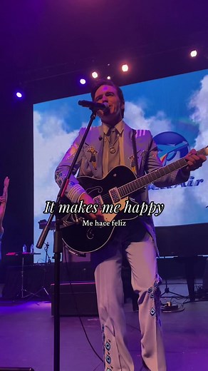 “Makes me happy”- @Drake Bell . . . . . . . #drake #drakebell #makesmehappy #happydance #drakeandjosh #musicvideo #live #concerts #english #spanish #loveyou #lirycs #subtitles #foryou #fyp #fypシ゚