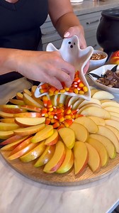 697K views · 1.9K reactions | Apple Nachos: Fall's real MVP ...
