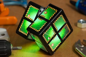 The WOWCube Is a Digital "Rubik's Cube" with 24 Screens