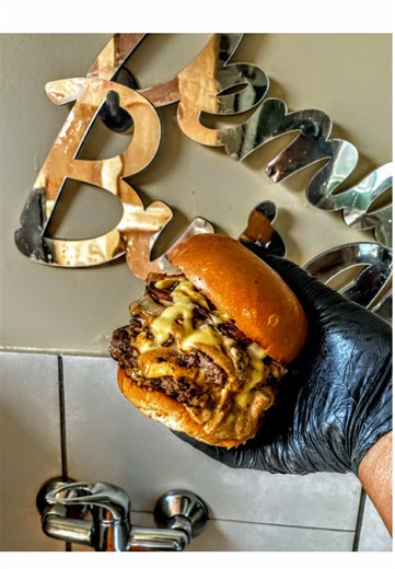 Delicious Mushroom Melt Burger Recipe