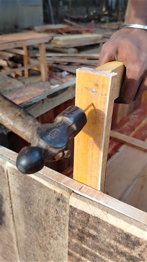 Building the Roof: Installing the Central Wooden Support