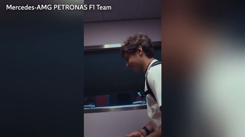 Kimi Antonelli reacts to 'famous' Lewis Hamilton message in Mercedes motorhome
