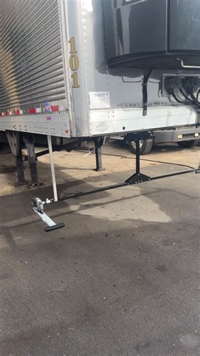 Expert Stainless Steel Trailer Repairs and Custom Alignments