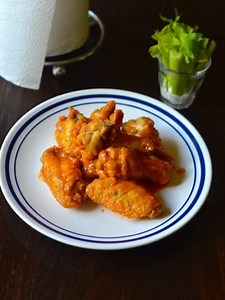 Wings and Things Garlic Buffalo Wings You Will Make on Repeat