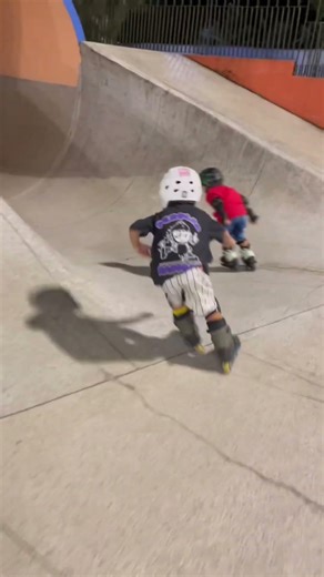 Vem acompanhar essa aventura e evolução do Ravi. #patins #patinsroller #patins #patinsurbano