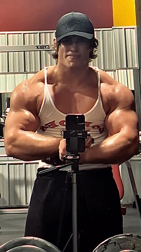 Gorilla Mind on Instagram: "bulking season @lucas.karger"