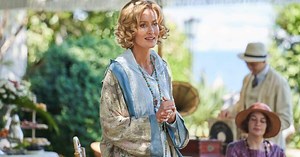 Hotel Portofino PBS Review: A Beautiful New Period Drama to Watch