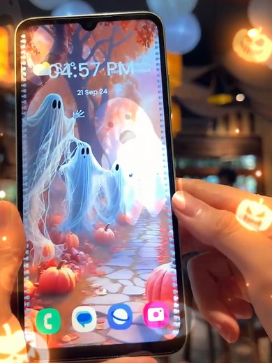 👻 Secure & scary. Protect your device with a terrifying zipper lock screen. #halloween #Wallpaper