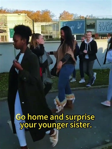 Go home and surprise your younger sister.🥰 #surprise #love #family #homecoming #sister