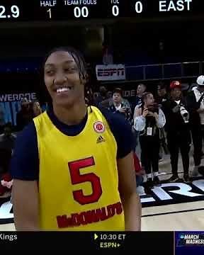 Ashlyn Watkins becomes the THIRD girl to ever win the Powerade Jam Fest dunk contest ⚡