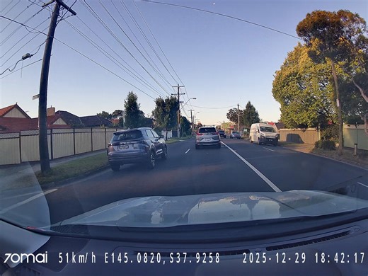 Description: "car cross the middile line crash and hit to my right side x3" Location: Warrigal Rd, Oakleigh South - VIC Vehicle: Hyundai Santa Fe Send us a video: https://dashcamownersaus.wetransfer.com/ Our store: https://dashcamownersaus.com.au/ | Dash Cam Owners Australia