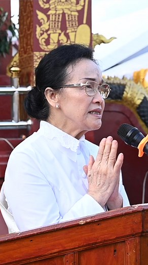 125K views · 2.1K reactions | ນໍ້າຕາຈະໄຫລ ເມື່ອເຫັນຄວາມ ຮັກຂອງເພິ່ນ ຕໍ່ພໍ່ ຕໍ່ບ້ານເກີດ #ປ້ານາລີ Love Pro Studio Contact : 020 55 522 433 | Love Pro Studio | Facebook