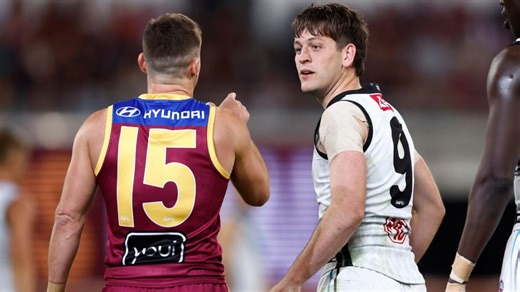 Zak Butters floors Dayne Zorko with off-the-ball bump