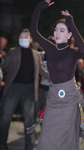 Yongzhen,beautiful Tibetan dance girl