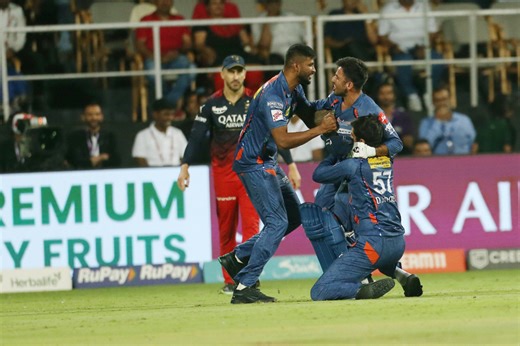 DO NOT MISS: The dramatic final over that had it all