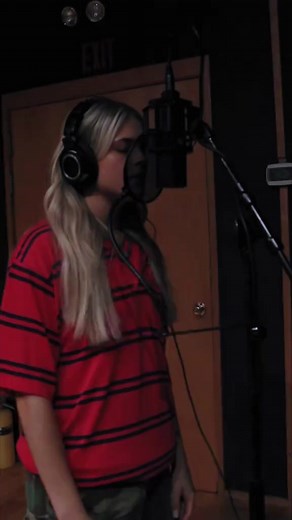 460K views · 17K reactions | "taylor did" just dropped on my debut albumTWENTY SOMETHING. its track 13 and it was always meant to be a thank you from us to her. let me know if u feel this way too #swifttok #taylorswift #music #newmusic | Alana Springsteen | Facebook