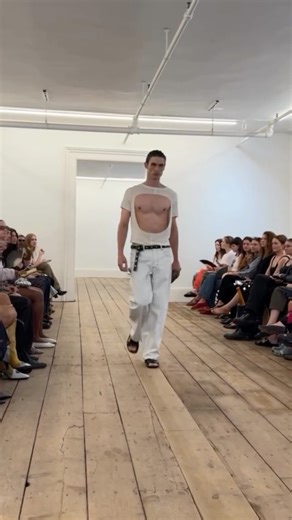 Vogue Runway on Instagram: "@EckhausLatta put together a sexy, sultry, steamy show this afternoon at New York Fashion Week. It wasn’t just that the temperature was rising in the room, but Mike Eckhaus and Zoe Latta know how to make a skimpy, wispy dress and a barely there t-shirt—including those ab-bearing ones—look like the chicest and most essential thing. Discover every look at the link in bio."