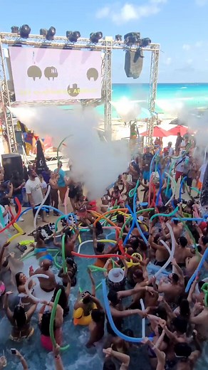 Ultimate Beach Party at Coco Bongo in Cancun