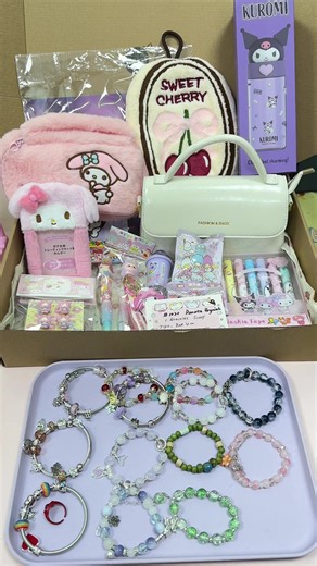 Unboxing a Mystery Box: Packing Bracelets for Danuta