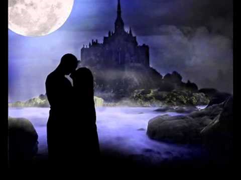 Connie Dover - Siúil a Rúin (with translation)