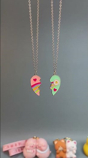 Very well designed chain locket and necklace