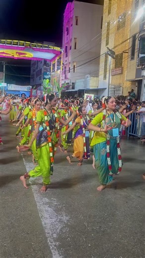 Prakruti Vihari on Instagram: "ఓం నమో వెంకటేషయా🙏#tirumala #tirupati #trending #hindu #reels"