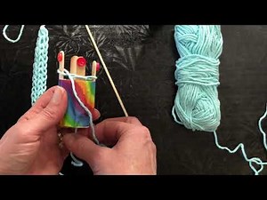 How to Knit on a Toilet Roll Knitting Loom