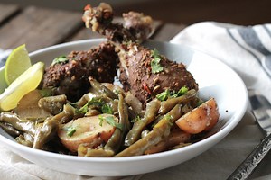 Slow Cooker Jerk Chicken Leg Dinner