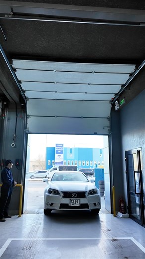 🚗 Toyo Auto Center Таны төмөр хүлгийн хамгийн чухал эд анги болох обуд, дугуйн төгс үйлчилгээ энд байна. 🌍 Дэлхийн тэргүүлэгч брэндүүд болох Toyo, Enkei болон бусад чанартай сонголтуудаас өөрт тохирохыгоо сонгон, жинхэнэ сэтгэл ханамжийг мэдрээрэй. 🛠️ Бид ажлаа Würth, Milwaukee зэрэг дэлхийд хүлээн зөвшөөрөгдсөн мэргэжлийн тоног төхөөрөмж, багаж хэрэгслээр гүйцэтгэж, чанар аюулгүй байдлыг нэн тэргүүнд тавьдаг. 🤝 Таны машин — бидний хариуцлага. Танд үйлчлэхэд бид үргэлж бэлэн! Борлуулалт үйлч