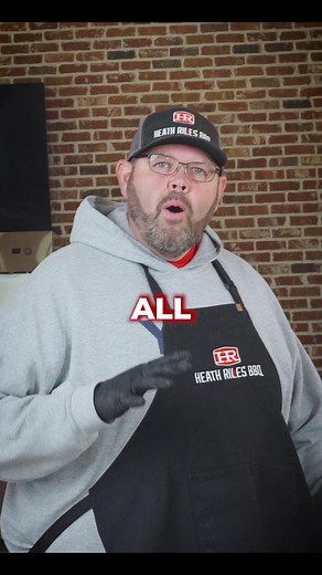 This Cajun Smoked Turkey is just about ready — it’s been on the Recteq for 3 hours at 325°, cooked right on the grates, and now it’s headed into that foil tent to rest. If you’ve smoked a holiday turkey before, how long do YOU let yours rest before slicing into it? Drop your go-to rest time below👇 Full video: https://ow.ly/mfHB50Xr7RQ #heathrilesbbq #heathrilesbbqproducts #cajunsmokedturkey #recteqrecipes #smokedturkey #holidaycooking | Heath Riles BBQ