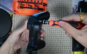 闲着无聊拆个ps3手柄