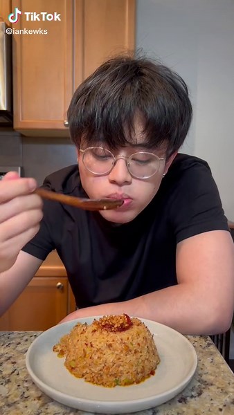 Chili Garlic Fried Rice Recipe: Easy & Delicious