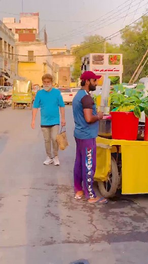 1.6M views · 10K reactions | टोपी,the hahate #funkeyboyfunny #funkypranks #funnypranks #funny #prank | Sheroo Dada | Facebook