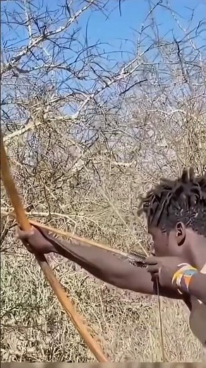 African Hunter Deer Hunting – Real Traditional Bow Hunting Skills | Tribal Survival Documentary