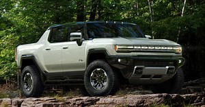 Novo Hummer elétrico é tão pesado que exigirá CNH do tipo C no Brasil