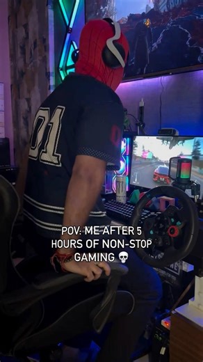 Built the ultimate setup and my back said no 🤐 #shorts #gamingsetup #fyp