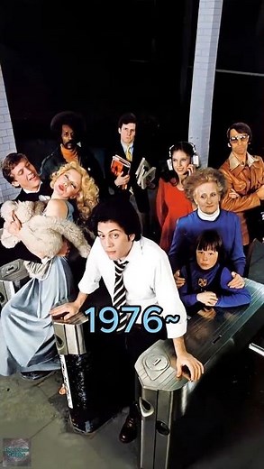 Billy Joel didn't expect this song to unite generations - Piano Man 🎹 #shorts #music #classic