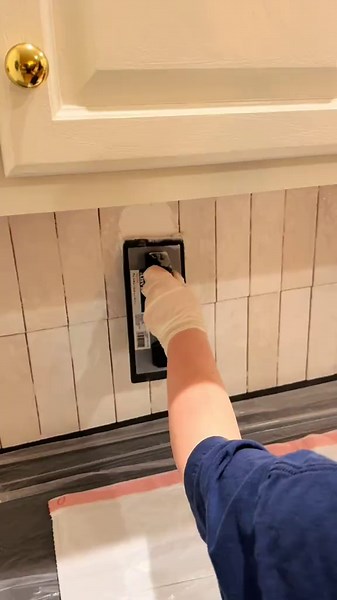 DIY kitchen backsplash transformation with modern tile look