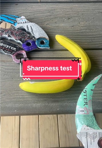 Karambits and Greatsword vs Banana: Sharpness Test