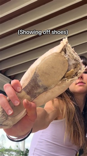 A very realistic breaking in pointe shoes video before I go on stage 👌