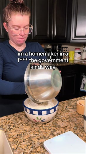 where are all the girls that don’t tell their husbands to shut up 🙋🏻‍♀️ #crunchymom #tradwife #nontoxic #sahm #homemaker