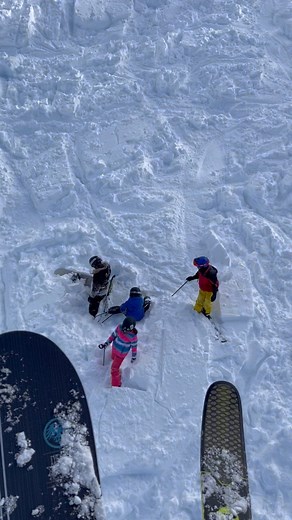 1.8M views · 5.1K reactions | When someone tells you they had a sick weekend skiing powder in Lake Tahoe, this is what they really mean 藍 #skiing #powderday #powderskiing #laketahoe #heavenlyskiresort #tahoe #skier #funnyvideo #powday #goskiing #skiingislife #skiingisfun #funnyreels | John Cunningham | Facebook