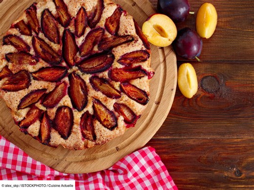 Des prunes dans votre jardin ? La recette du gâteau à la cannelle (à faire avec n'importe quelles prunes)