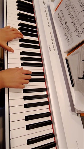 ＃ポップコーン ＃ピアノ練習中 ＃ピアノ ＃発表会 ＃湯山昭 ＃練習開始から2週間