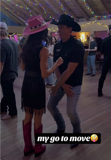 Cowboy Kyle Shows Off His Best Dance Moves!