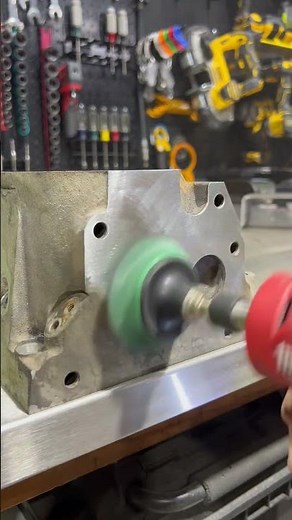 Quick Cleanup with the 3M Roloc Bristle Disc