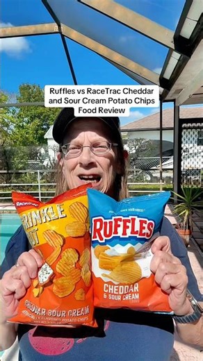 Ruffles vs RaceTrac Cheddar and Sour Cream Potato Chips Food Review #foodreviews #potatochips